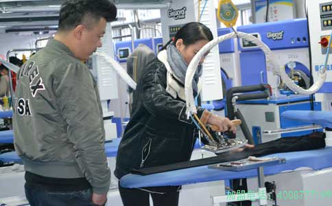 一整套干洗设备大概需要多少钱